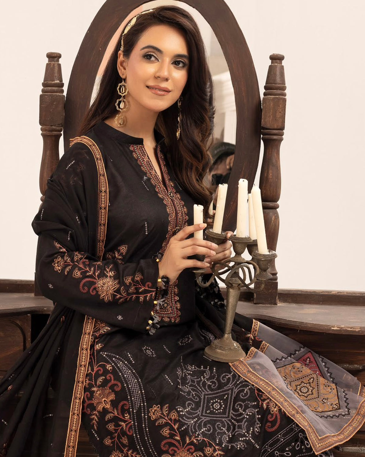 Palwasha Vaniya | Emb Karandi with Emb Chiffon Dupatta | Design 1