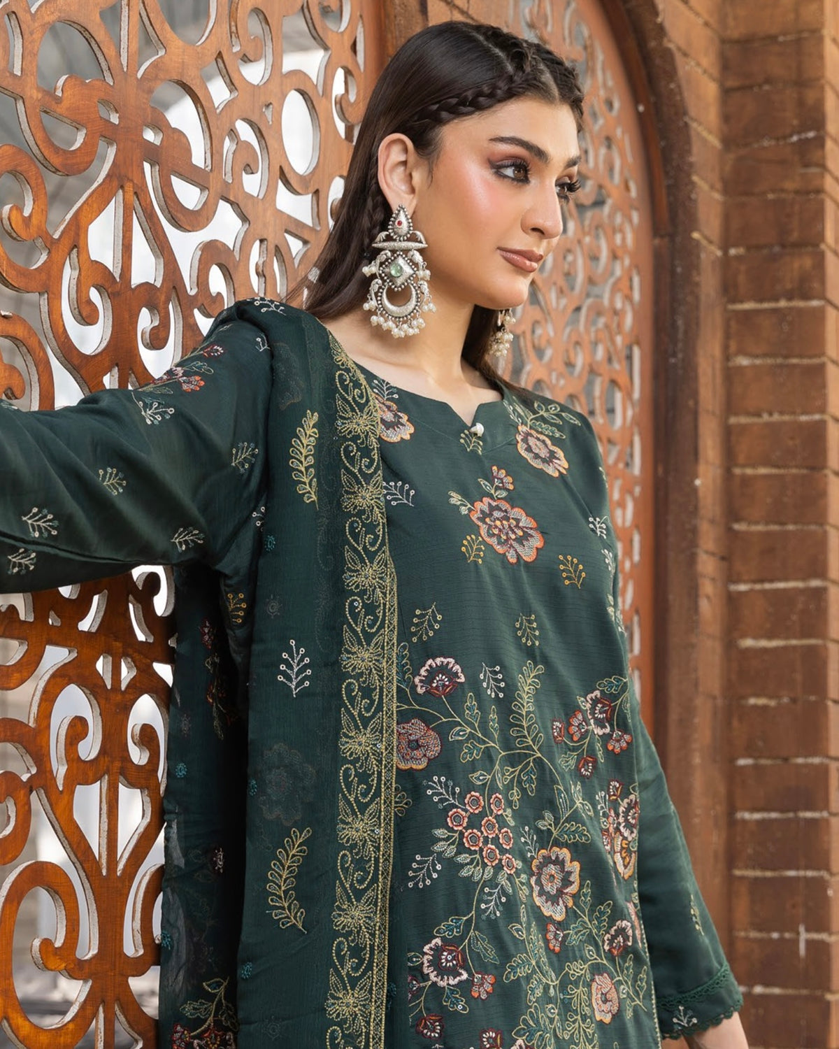 Palwasha Mah e Noor | Embroidered Viscose | Design 1