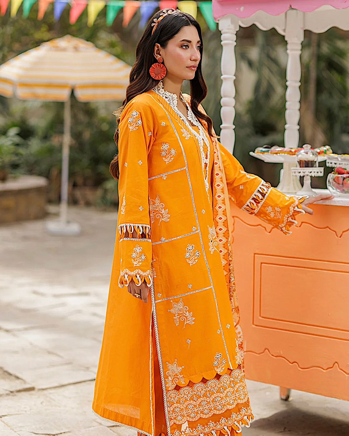 Zellbury Signature | Lawn Chikankari | Design 4017