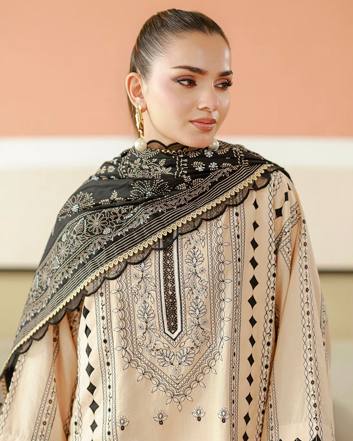 Zellbury Chikankari | Design 4047