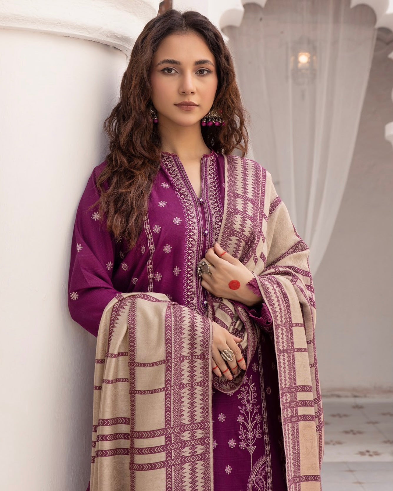 Aalaya Bikhray Moti | Design 6