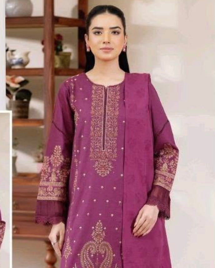 Johra Rifa | Embroidered Khaddar Jacquard Shawl | Design 524