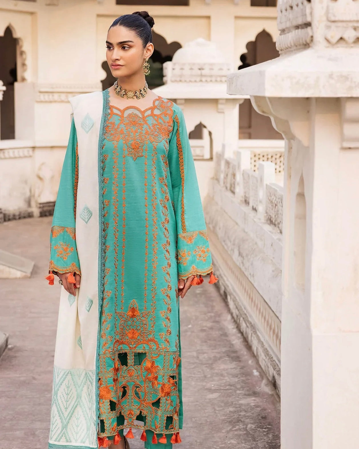 RajBari | Premium Winter | Design 5B