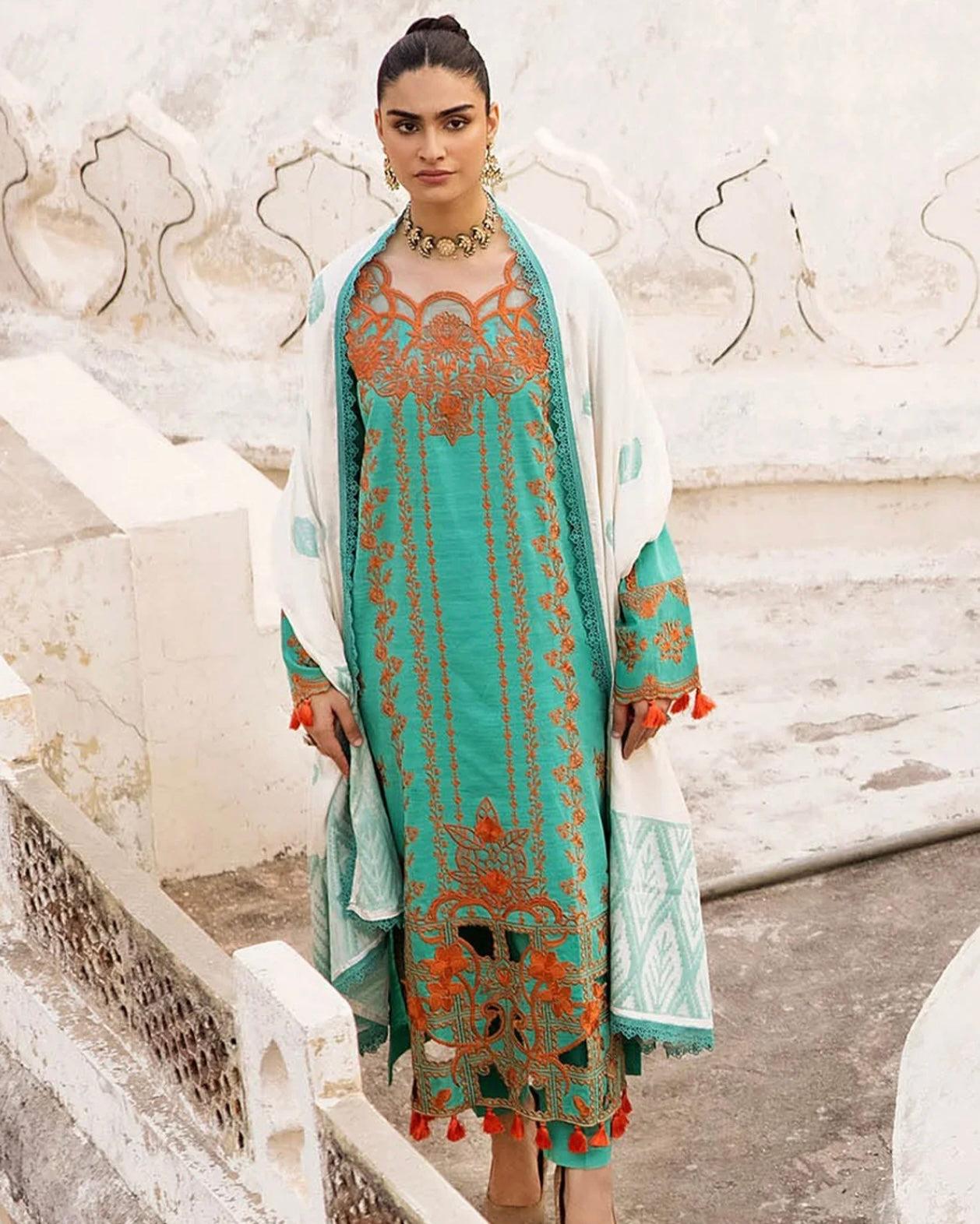 RajBari | Premium Winter | Design 5B