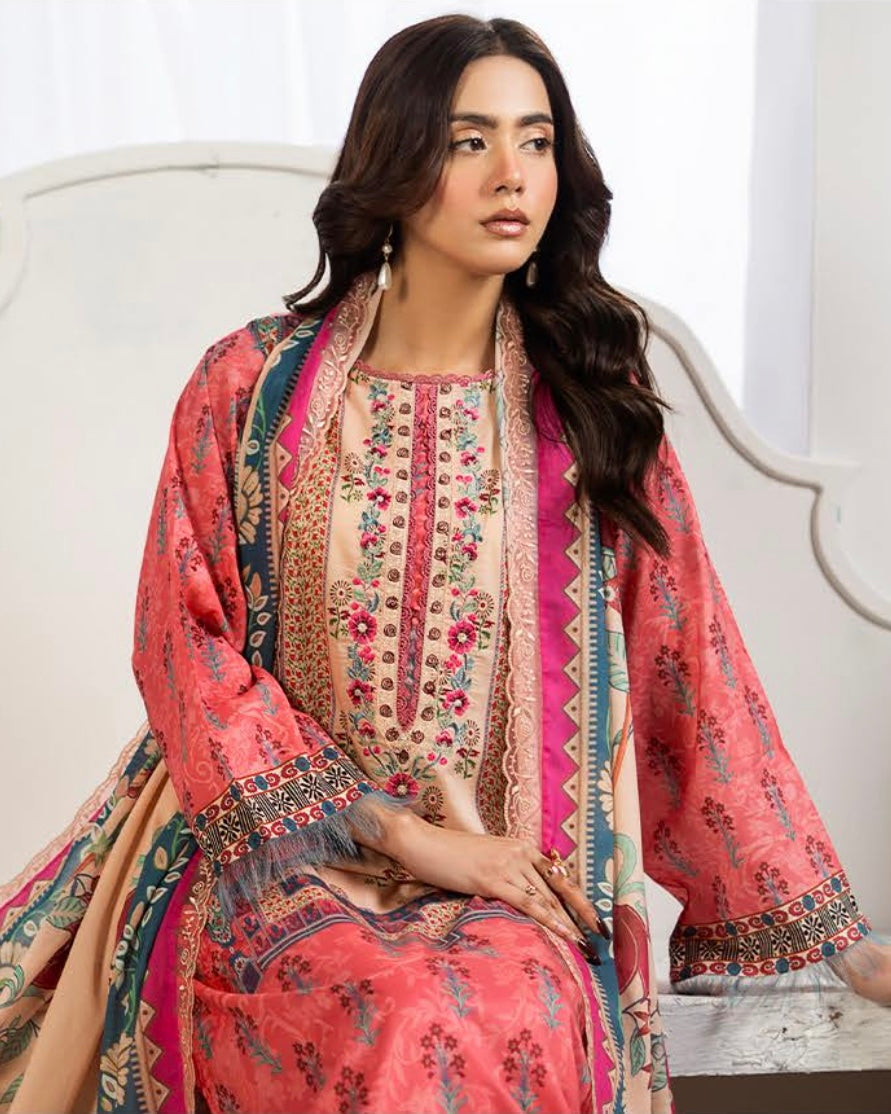 GullJee Haneen | Embroidered Lawn | Design 5