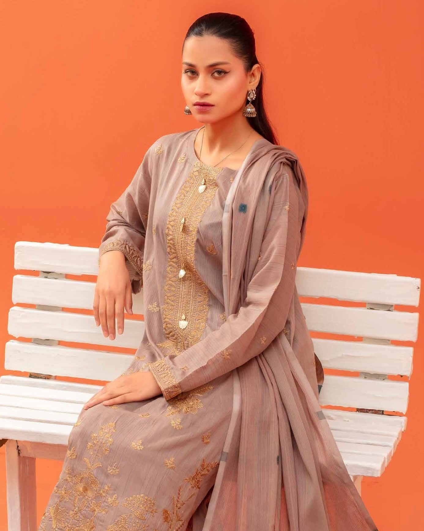 Gullerukh Rangoli | Embroidered Lawn Jacquard Dupatta | Design 5