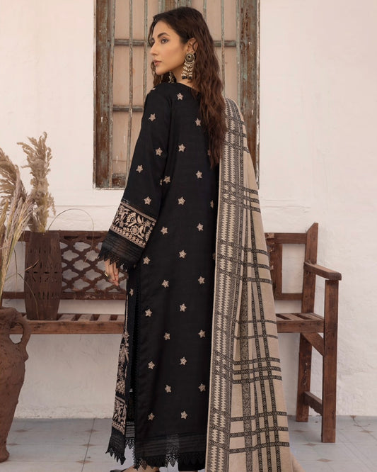 Aalaya Bikhray Moti | Design 1