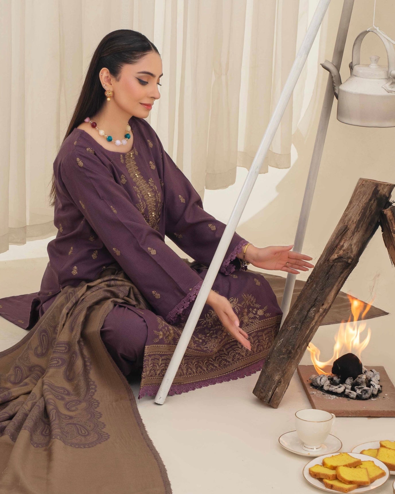 Gull-e-Rukh | Embroidered Dhanak Pashmina Shawl | Design 6