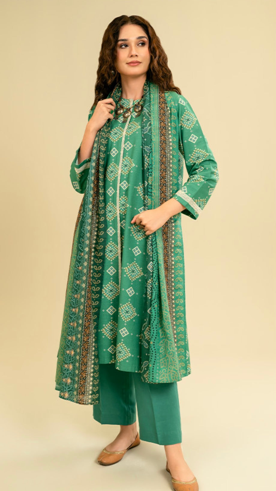 Nishat Vol 8 | Lawn 3pc | Design 9