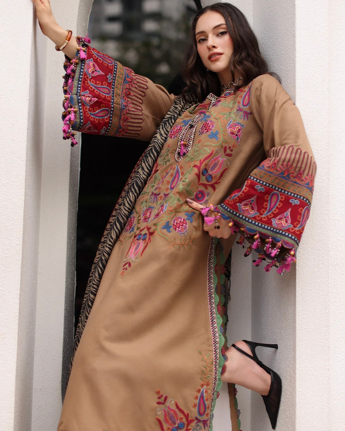 Charizma Poshima Vol 1 | Embroidered Peach Leather | Design 9