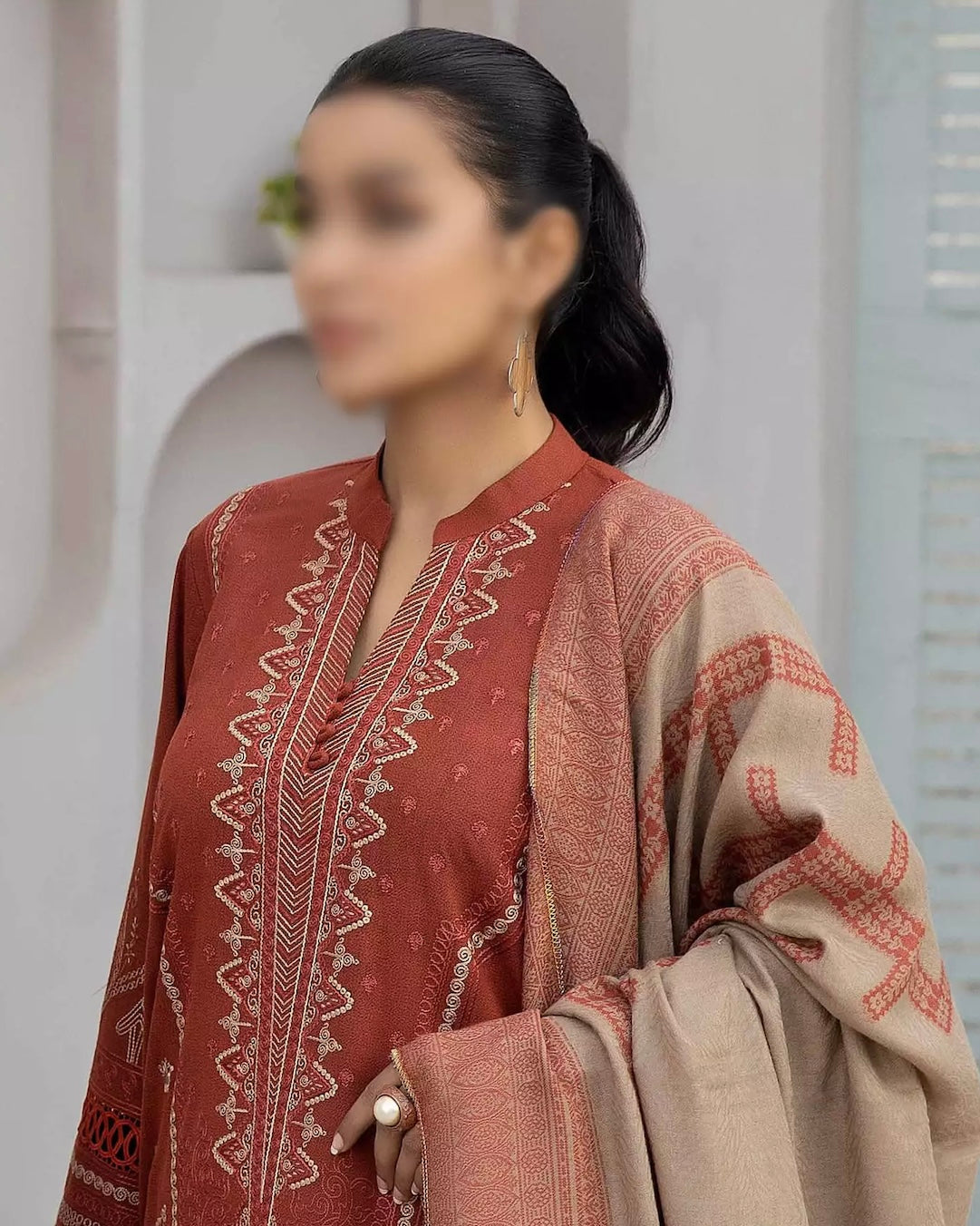 Johra Deewan | Marina | Design 670