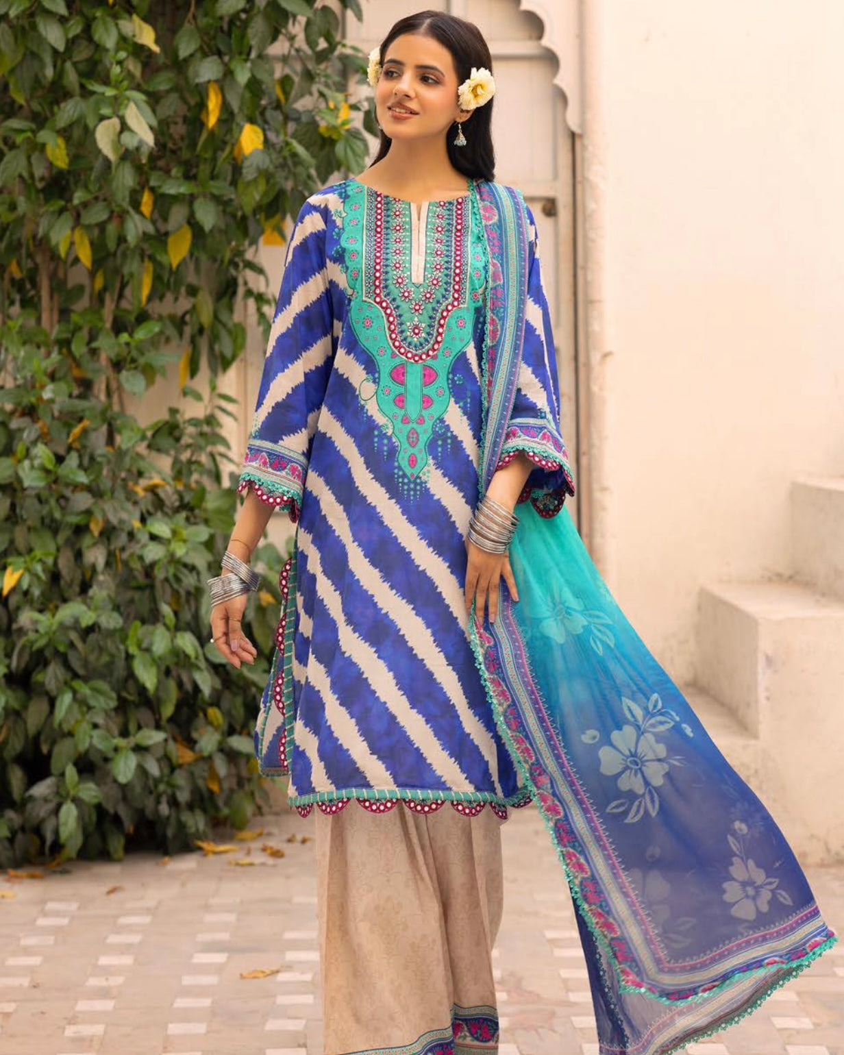 Omre Phool Nagar Vol 112 | Lawn Collection | Design 10
