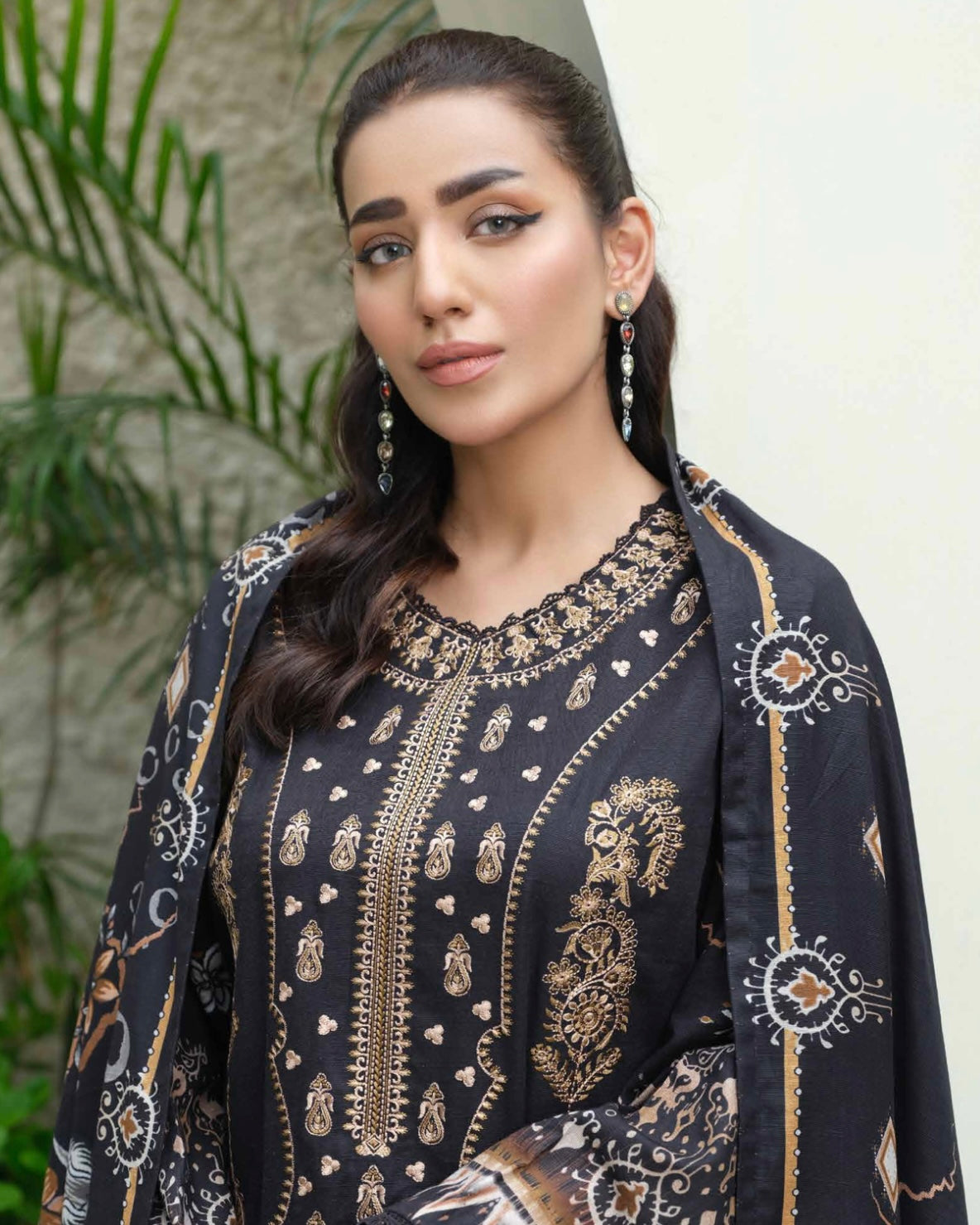 Johra | Charismatic | Khaddar 3pc | Design 118