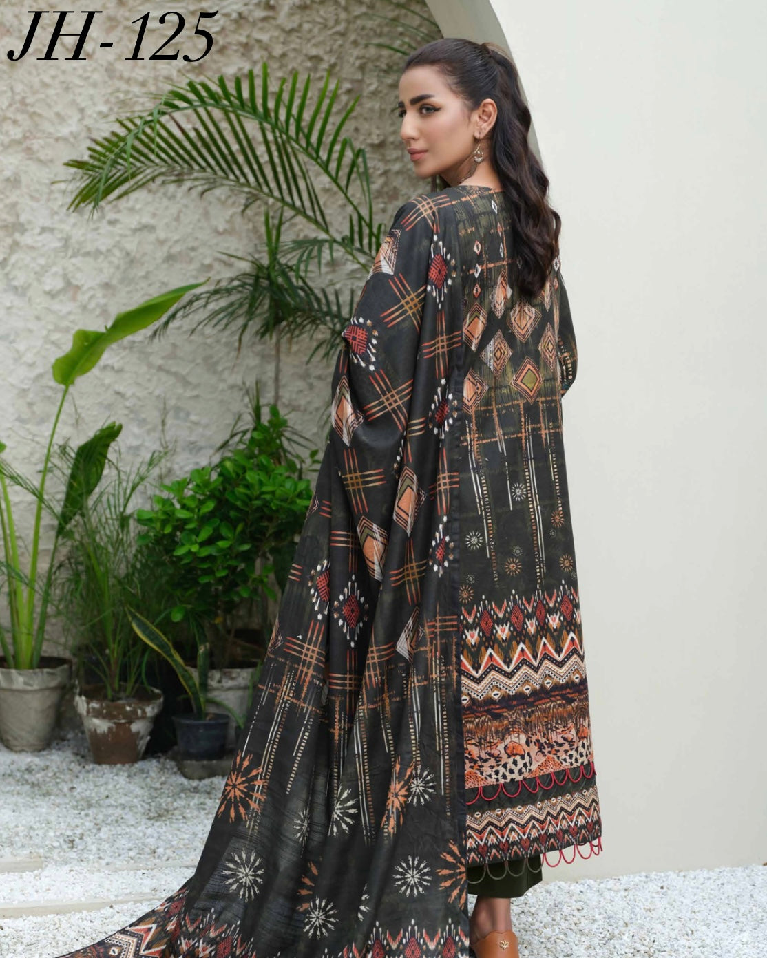 Johra | Charismatic | Khaddar 3pc | Design 125