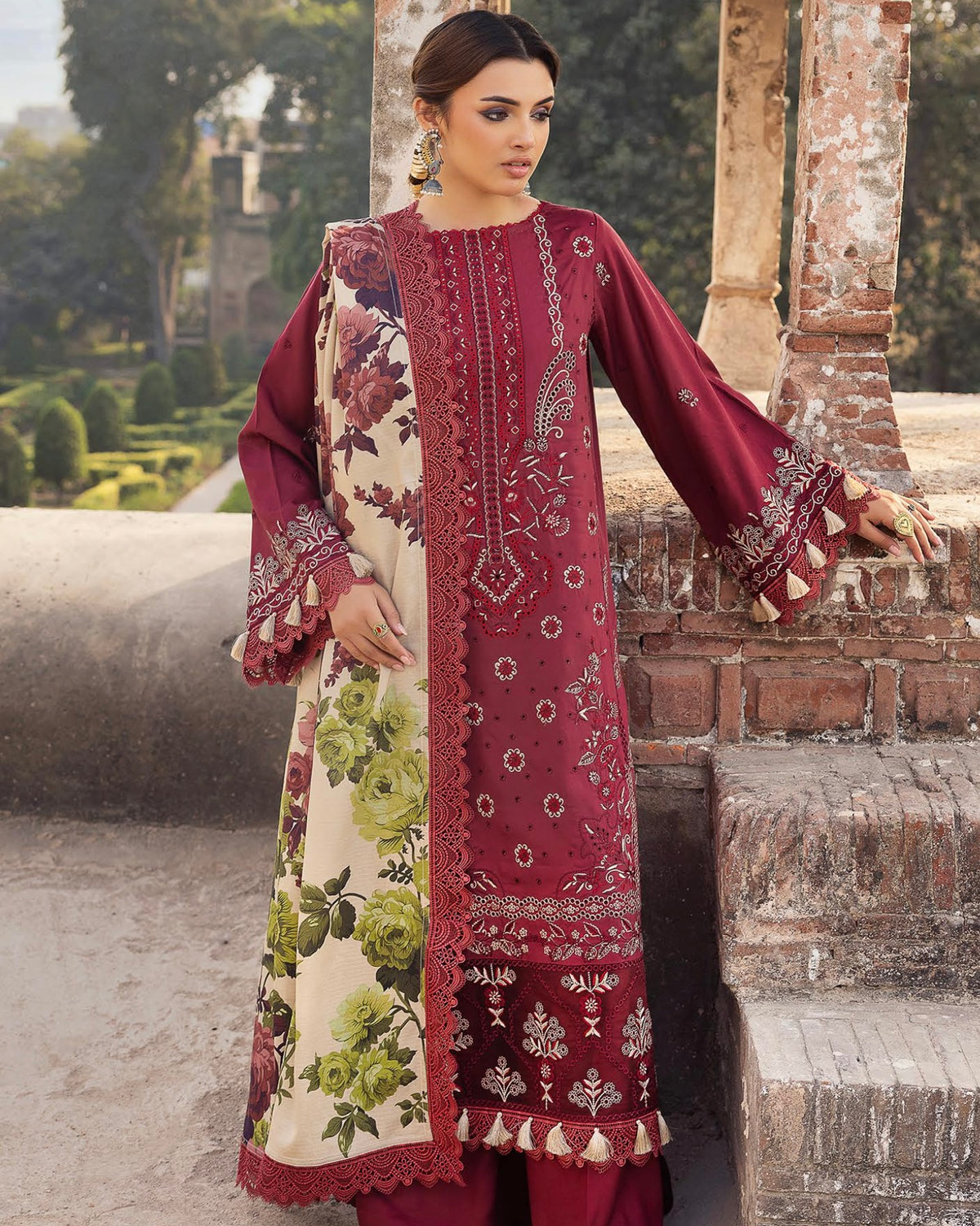 GullJee Shah Bano | Embroidered Linen | Design 12