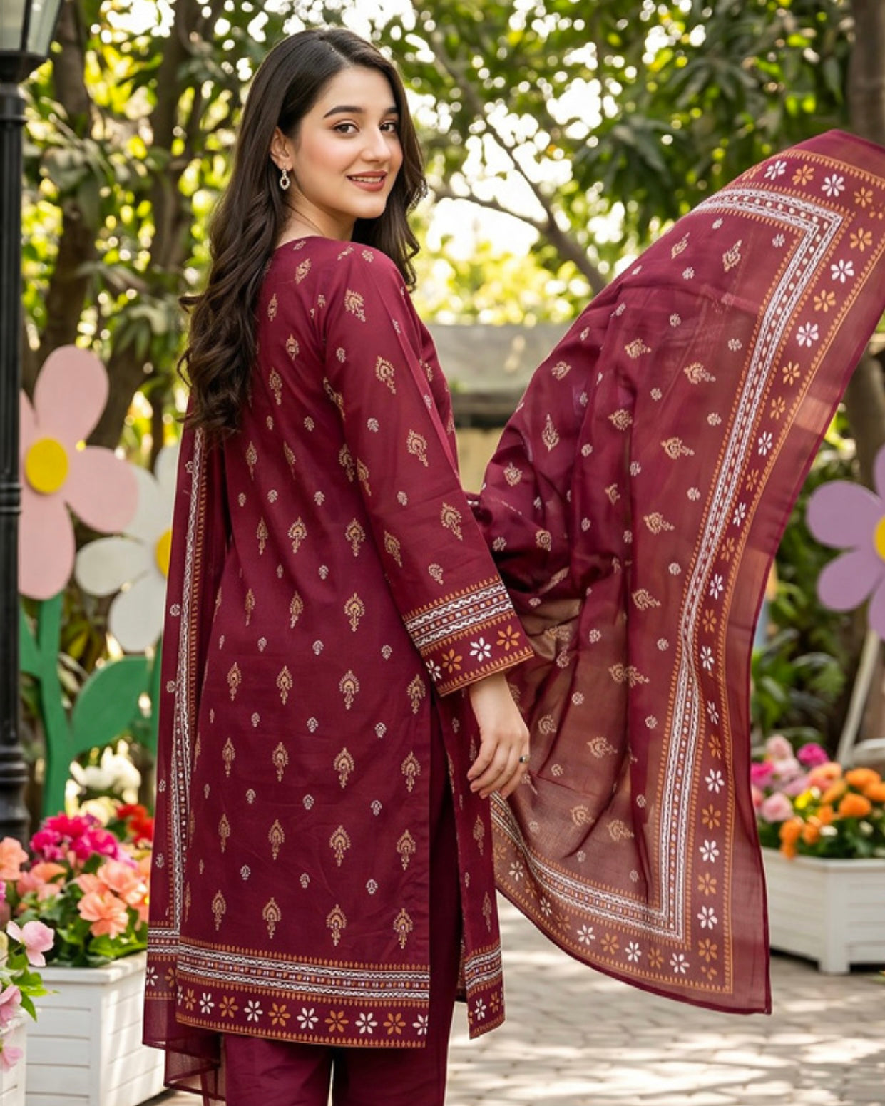 Regalia | Gold Paste Printed Lawn 3pc | Design 12