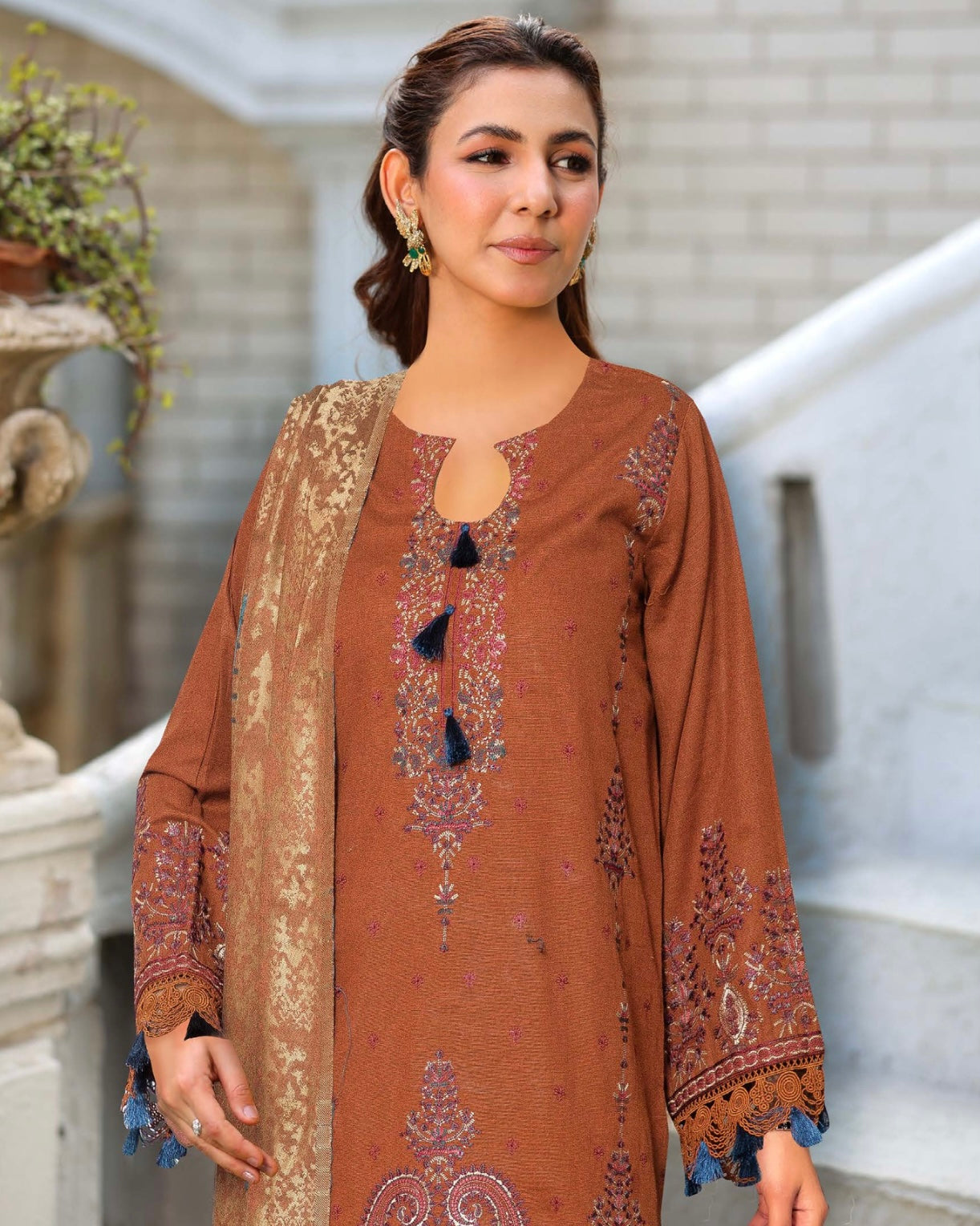 Johra Muse | Khaddar with Jacquard Shawl | Design 1546