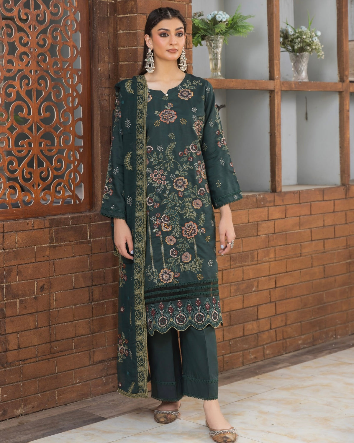 Palwasha Mah e Noor | Embroidered Viscose | Design 1