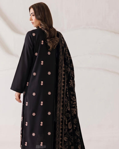 Aizy Anaya | Emb Zari Dhanak with Plachi Shawl | Design 1
