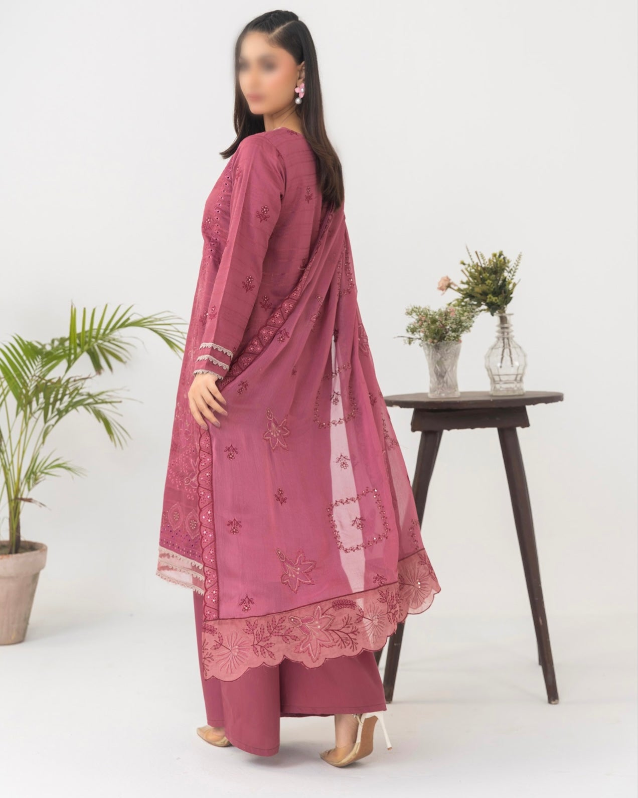 Fantak Mushq | Embroidered Viscose | Design 1