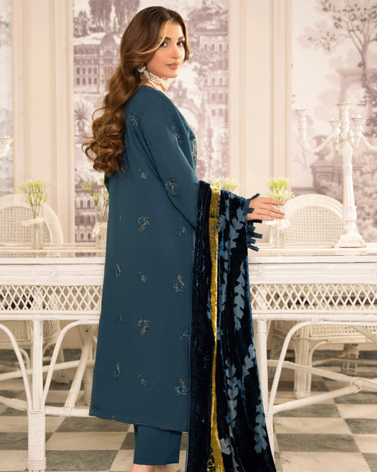 Rangreet | Embroidered Zari Dhanak | Plachi Shawl | Design 1