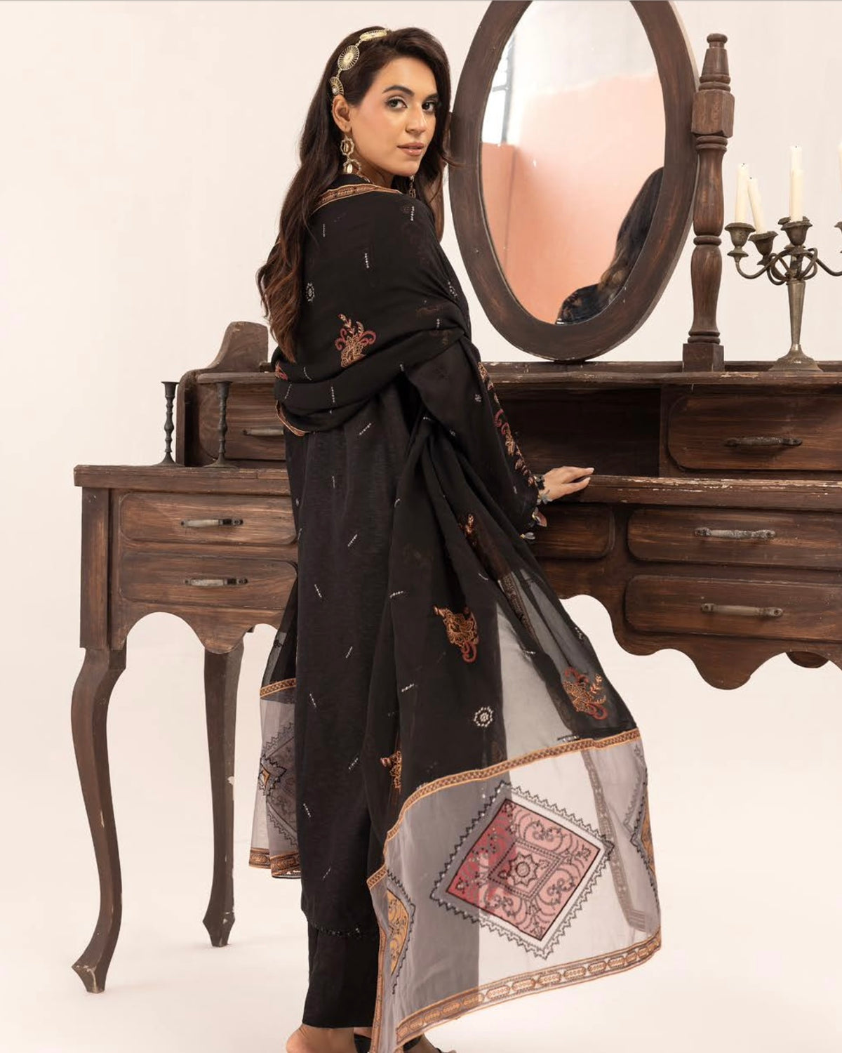 Palwasha Vaniya | Emb Karandi with Emb Chiffon Dupatta | Design 1