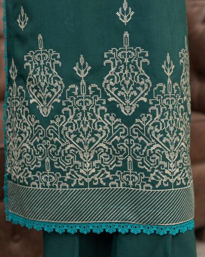 Fantak Afsanah | Emb Dhanak with Emb Wool Shawl | Design 1