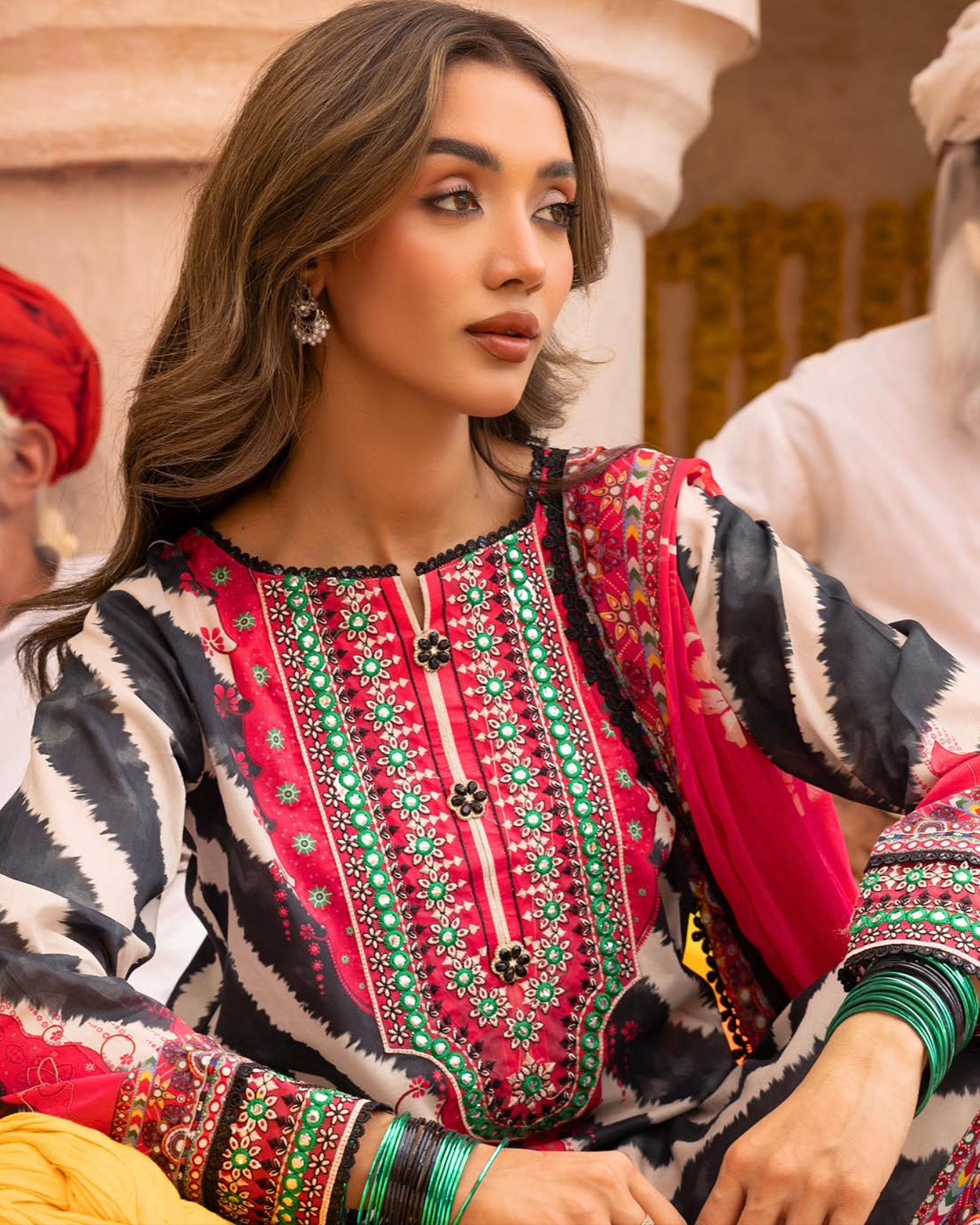 Omre Phool Nagar Vol 112 | Lawn Collection | Design 1