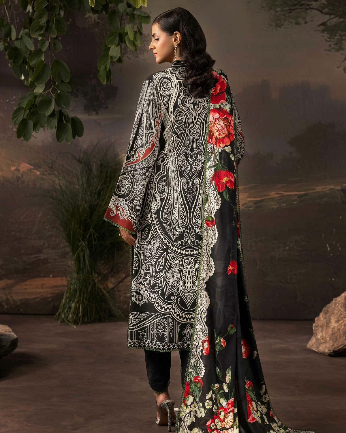 Raiha | Luxury Linen | Design 21