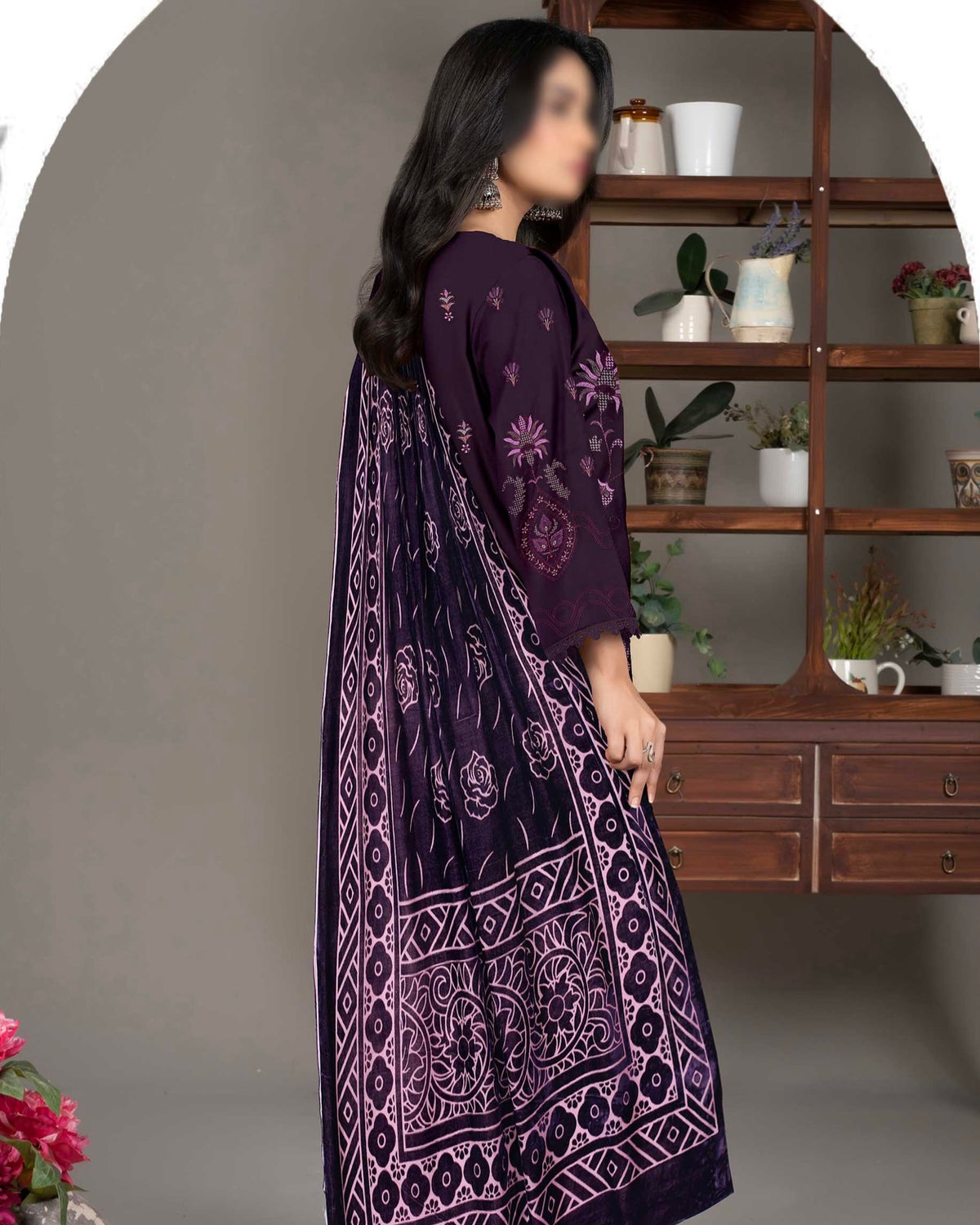 Fantak Zabaish | Emb Dhanak with Plachi Shawl | Design 2