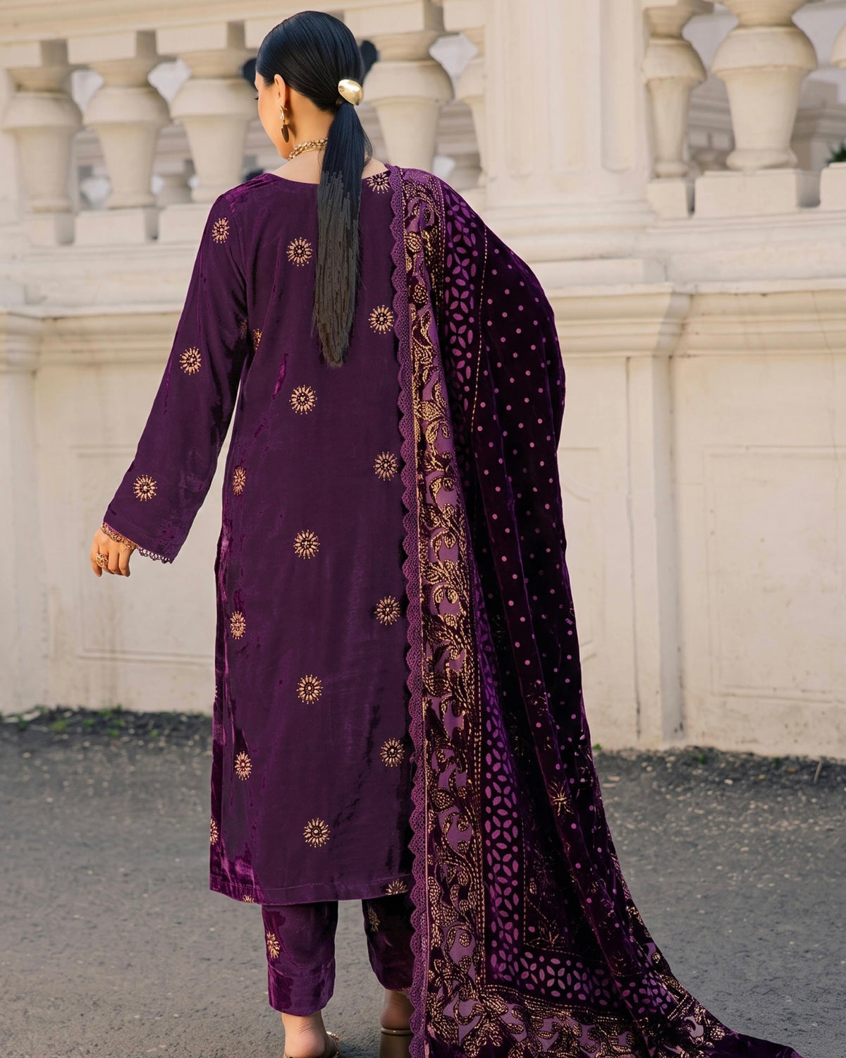 Aizy Amber | Emb Dhanak with Plachi Shawl | Design 2