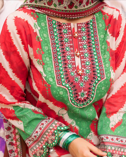 Omre Phool Nagar Vol 112 | Lawn Collection | Design 2