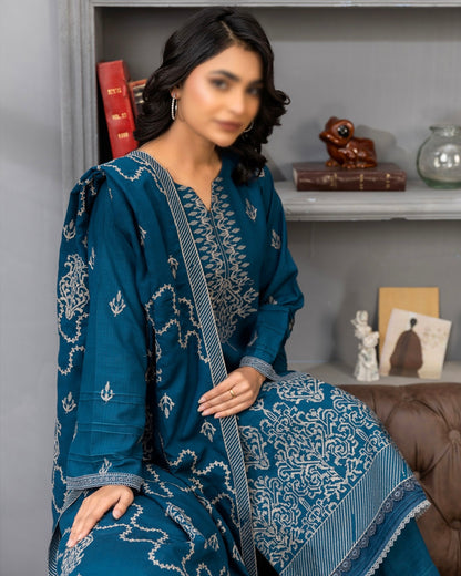 Fantak Afsanah | Emb Dhanak with Emb Wool Shawl | Design 2