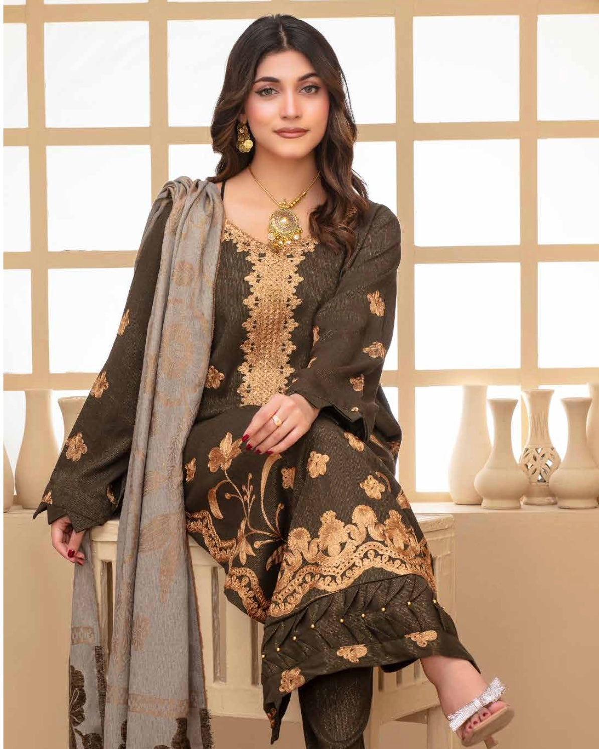Gull-e-Rukh | Embroidered Zari Wool | Design 2