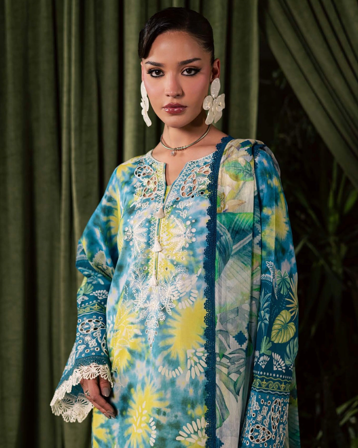 Nureh Daily Delights | Lawn Collection | Design 31