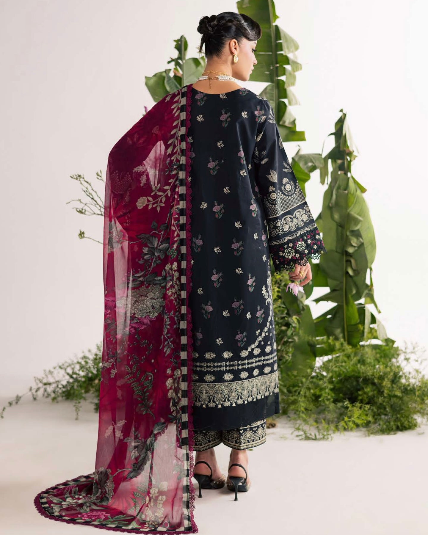 Nureh Daily Delights | Lawn Collection | Design 32
