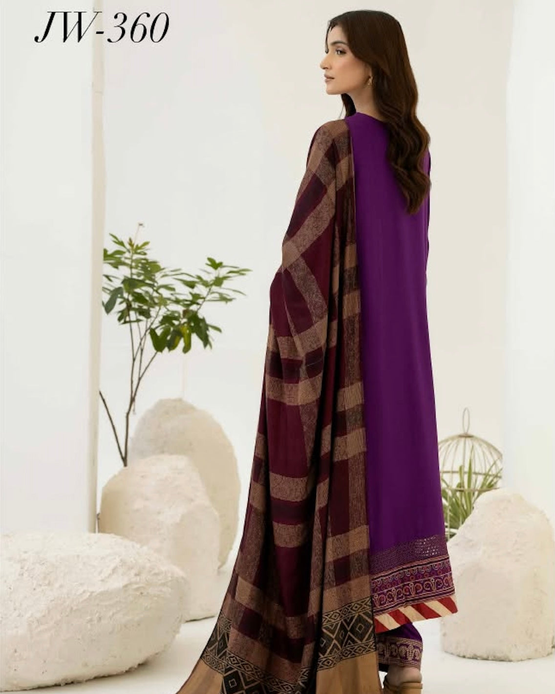 Johra Samama | Embroidered Peach Leather | Design 360