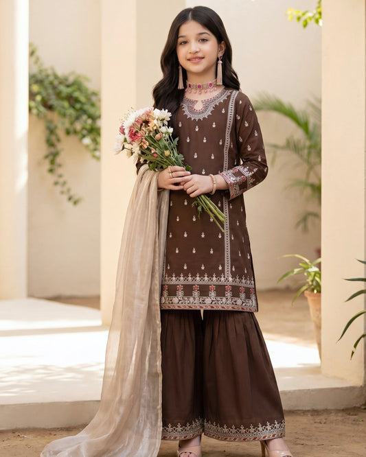 Gullerukh Nanni Pari | Embroidered Lawn | Design 3