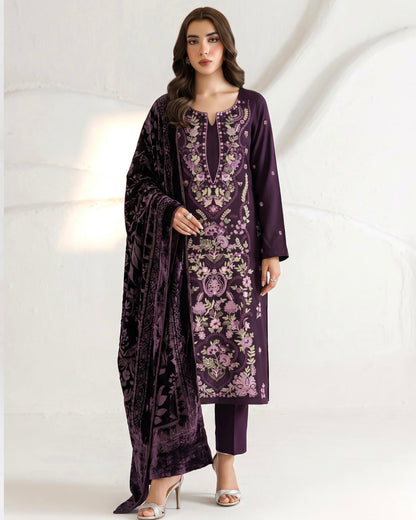 Aizy Anaya | Emb Zari Dhanak with Plachi Shawl | Design 3