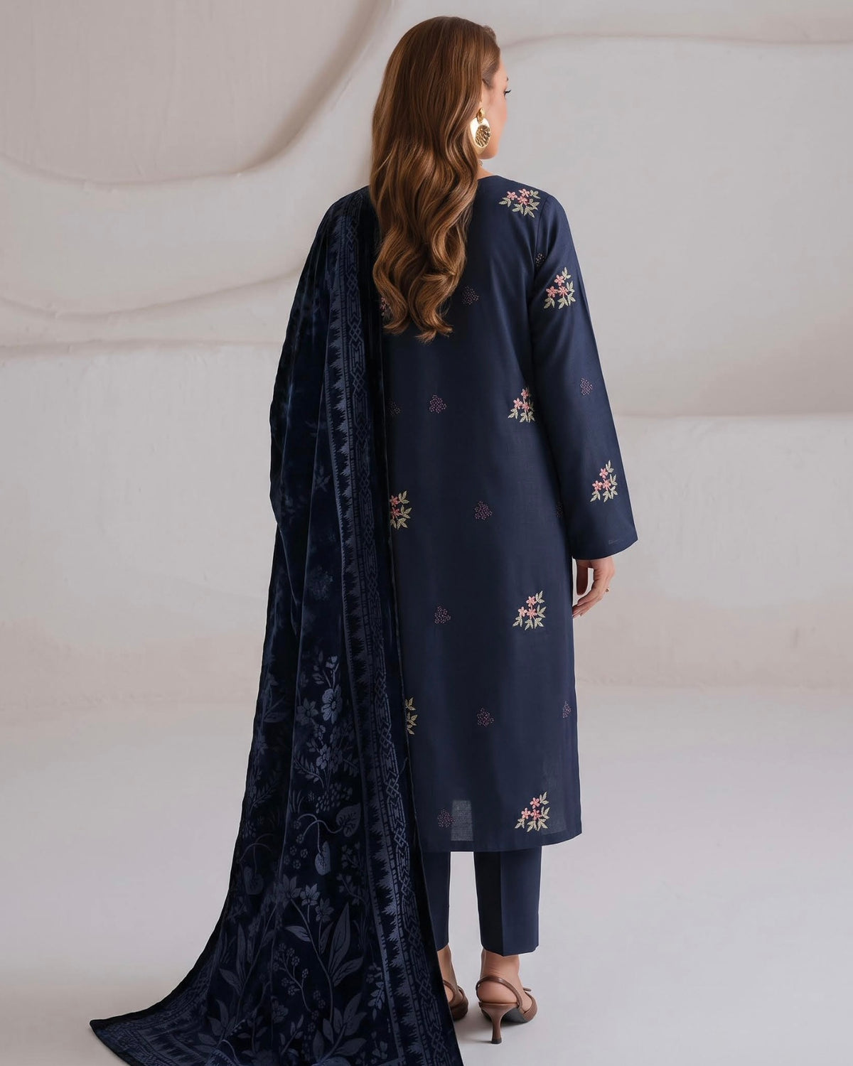 Aizy Zelora | Emb Zari Dhanak with Plachi Shawl | Design 3