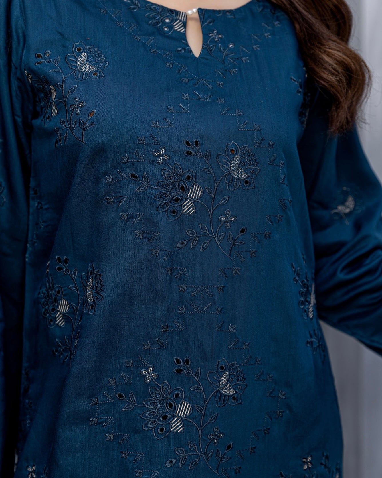 Fantak Chloe | Embroidered Viscose | Design 3