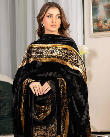 Rangreet | Embroidered Zari Dhanak | Plachi Shawl | Design 3