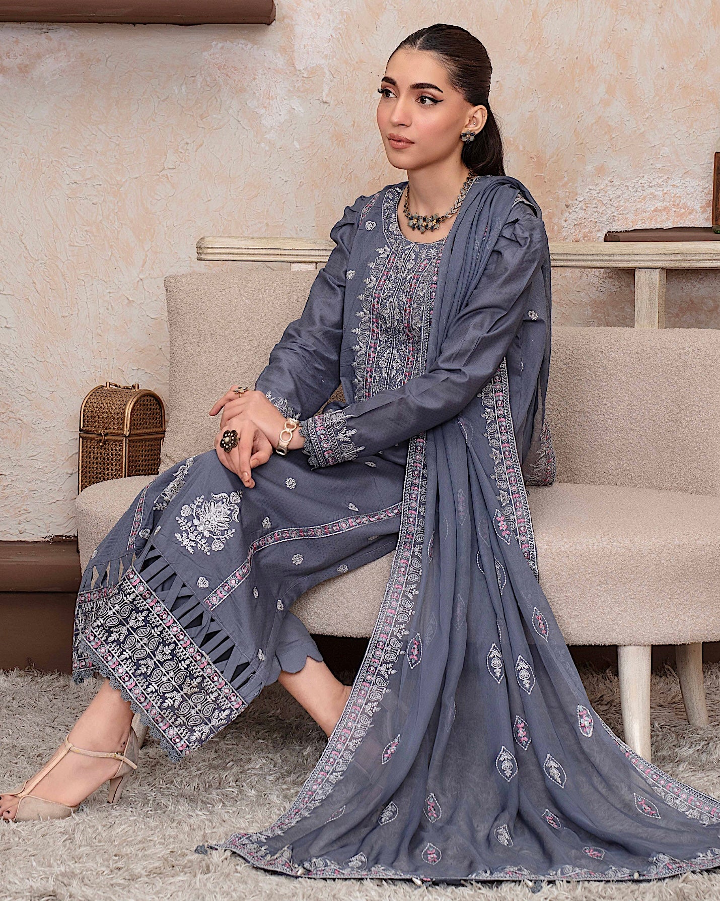 GulleRukh Upscale | Emb Lawn Emb Chiffon Dupatta | Design 3