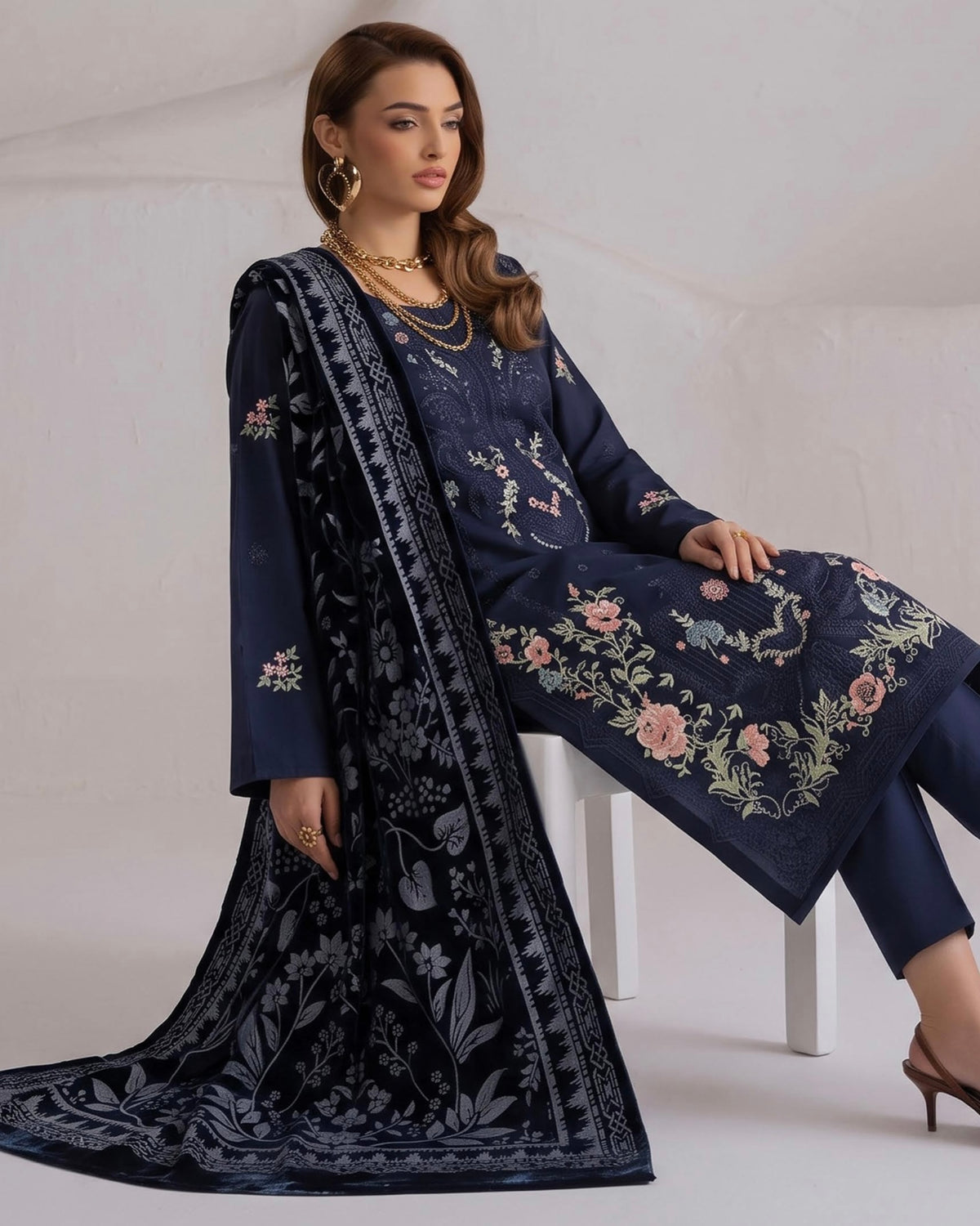 Aizy Zelora | Emb Zari Dhanak with Plachi Shawl | Design 3