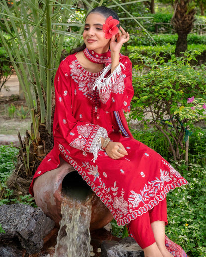 Gullerukh Marjan | Embroidered Linen Monar Dupatta | Design 3