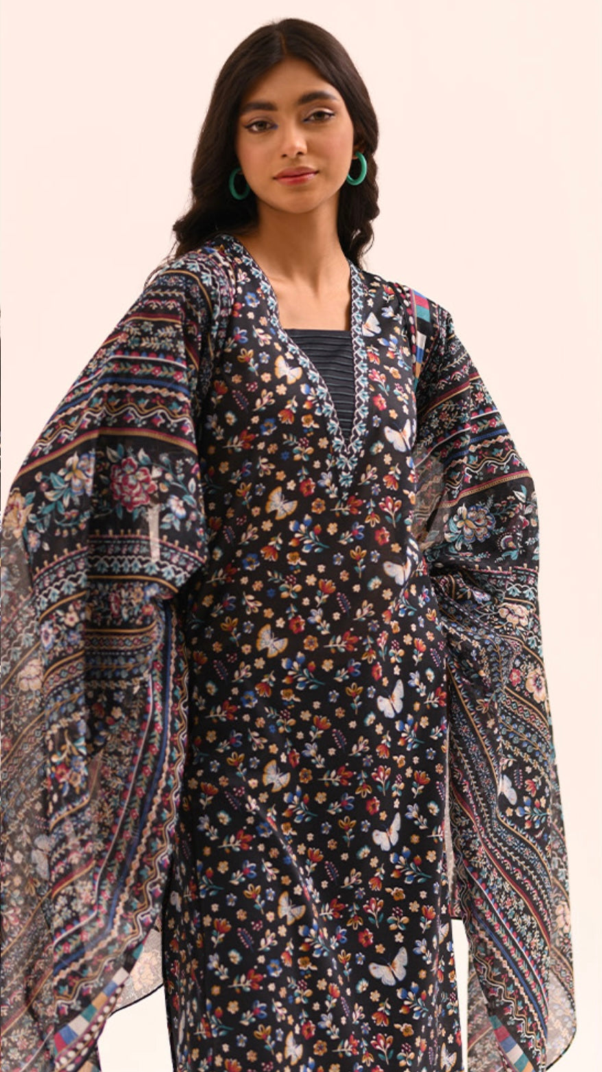 Nishat Vol 8 | Lawn 3pc | Design 3