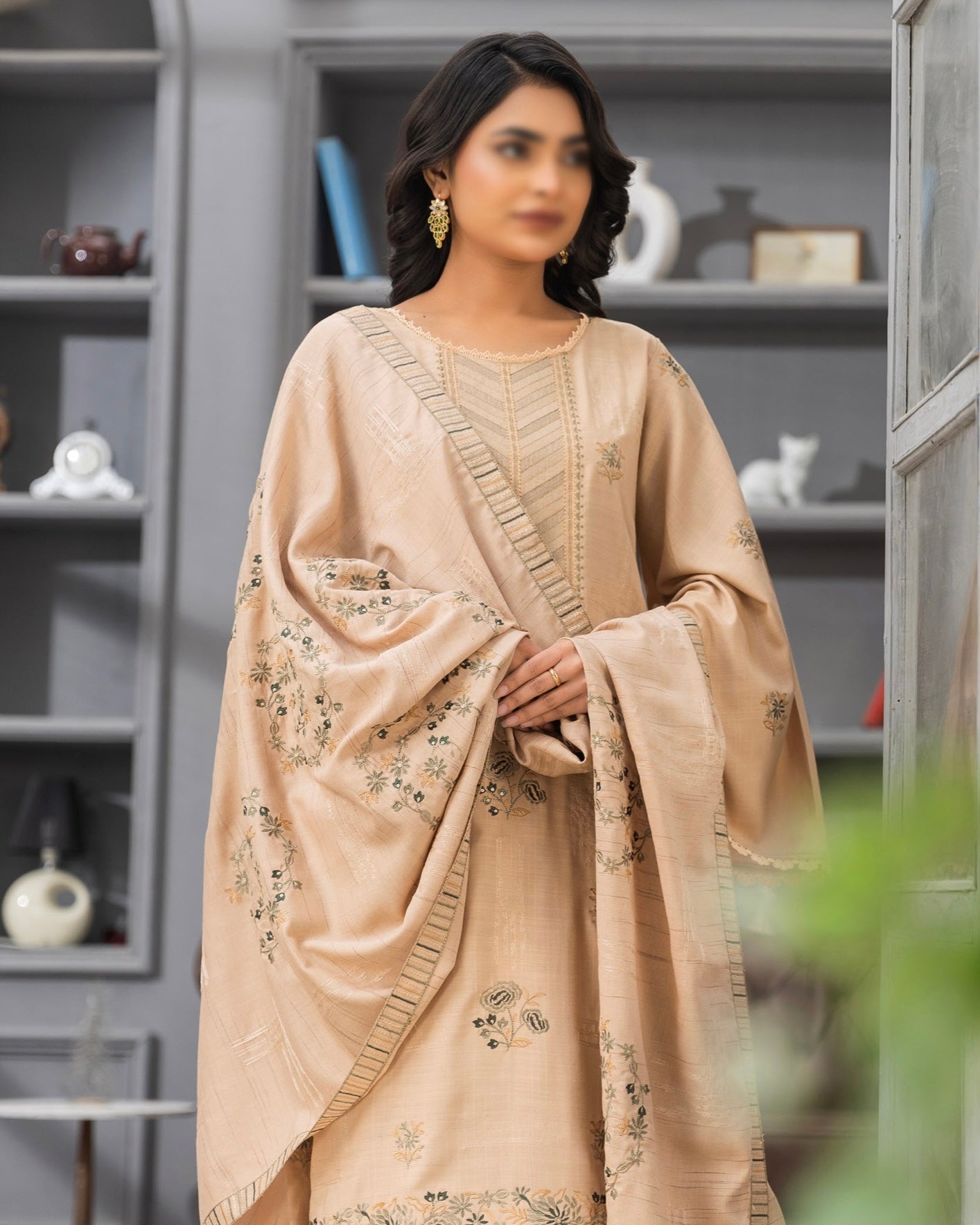 Fantak Afsanah | Emb Dhanak with Emb Wool Shawl | Design 3