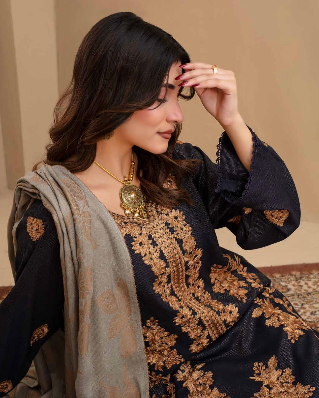 Gull-e-Rukh | Embroidered Zari Wool | Design 3