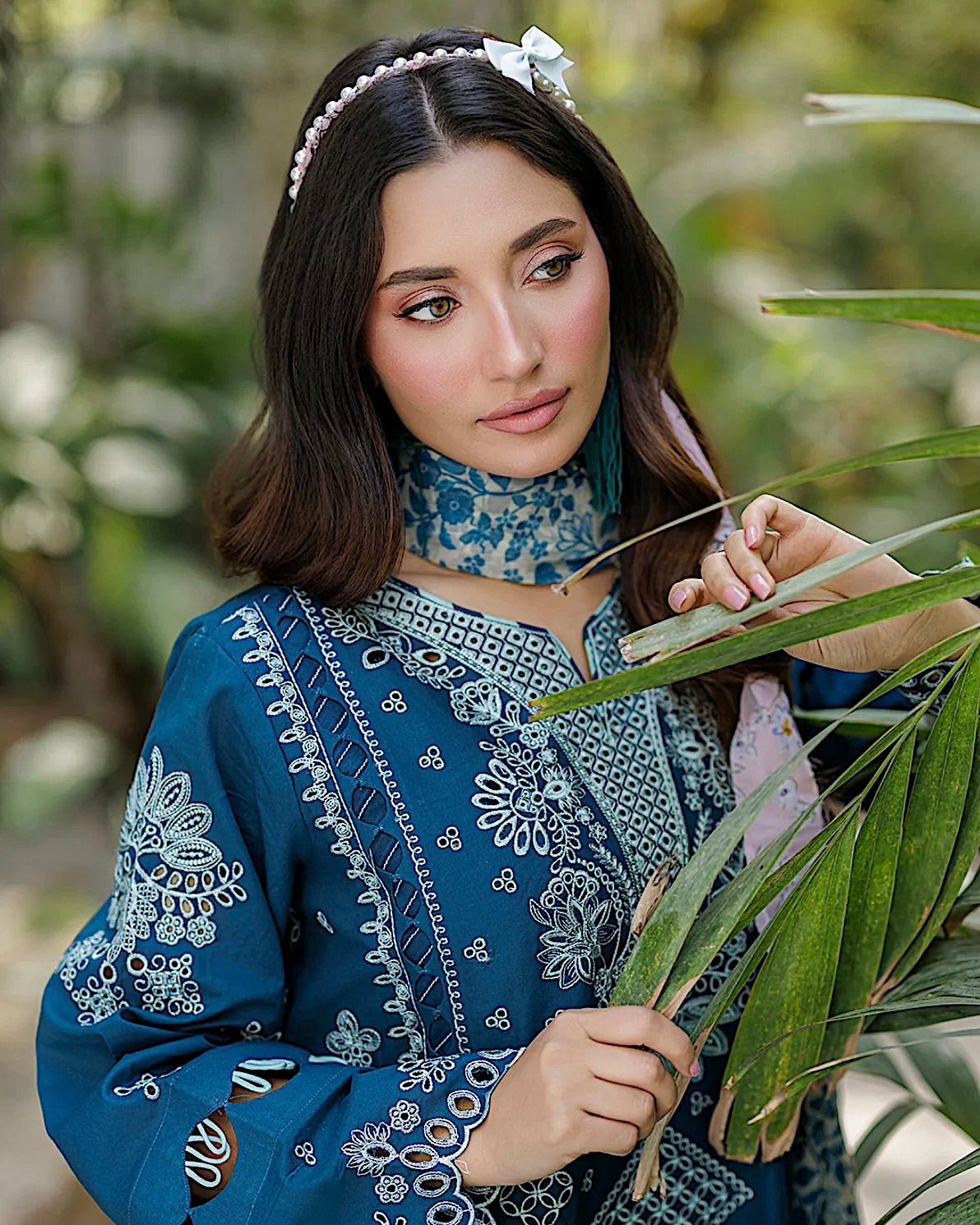 Zellbury Signature | Lawn Chikankari | Design 4016
