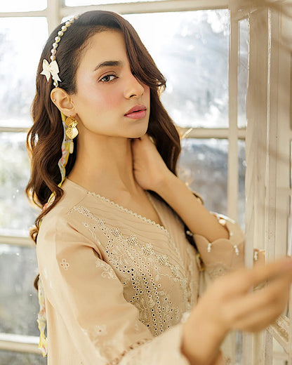 Zellbury Signature | Lawn Chikankari | Design 4018